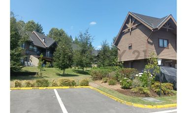 Arriendo casa  3D 2 B en condominio  a 5 min Pucón