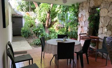 CAOBOS CASA Y TRES LOCALES.