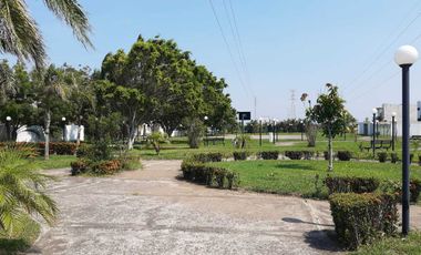 CASA EN VENTA FRACC. PALMAS GREEN CON RECAMARA EN P.B. MEDELLIN,VER.