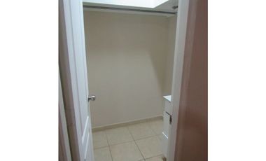 AM Se alquila casa en Brisas del Golf $ 950
