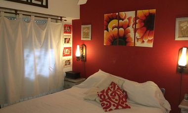 IMPECABLE CASA EN CASTELAR COD 519
