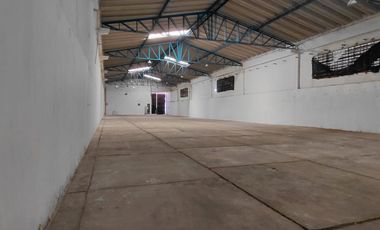 bodega en arriendo en via 40. Cod A1035