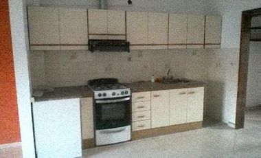 Casa en venta en Ezpeleta Oeste