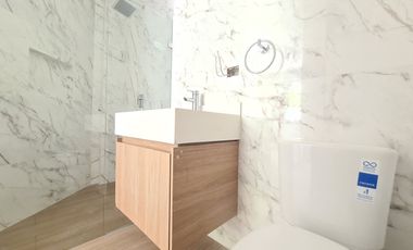 COD. 621 - SE VENDE CASA - BARRIO: LOS ALPES