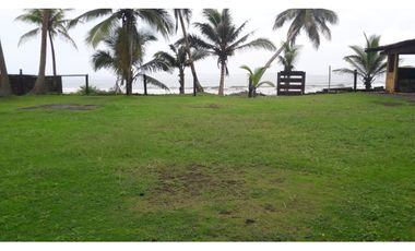 SE VENDE LOTE DE 980 EN MARIA CHIQUITA AREA DE PLAYA, COLON
