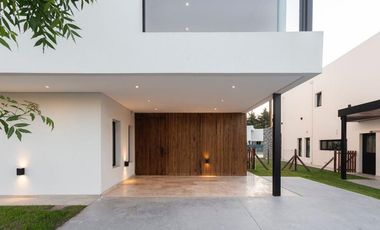 OPORTUNIDAD! Casa en Altos de Campo Grande, Pilar