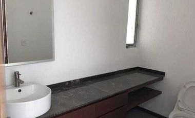 CASA EN RENTA EN LOMAS DE ANGELOPOLIS $30,000