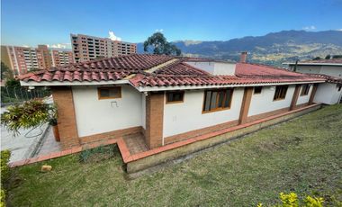 Casa en Arriendo en Envigado Sector La Mina
