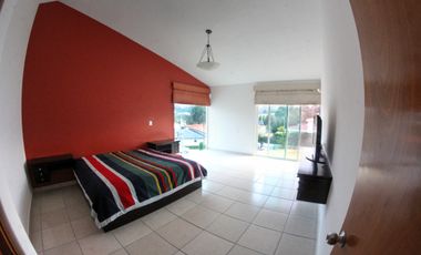 Rento Hermosa Residencia  en Condado de Sayavedra