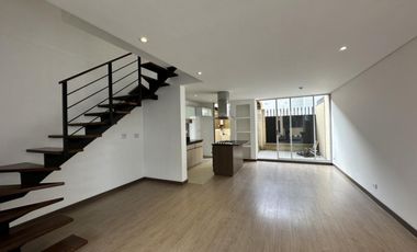 casa en venta en canelon. Cod V5855