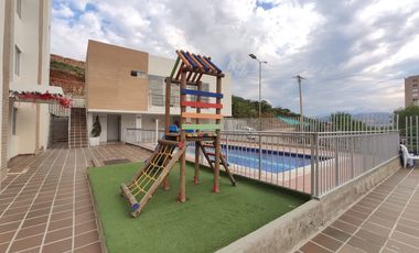 apartamento en venta en la  floresta. Cod V23178