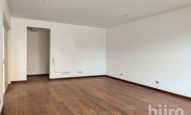IMPONENTE CASA  DE 6 DORM EN VENTA EN COND CASUARINAS PISCINA Y VISTA A CIUDAD