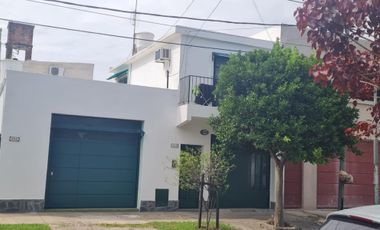 Ideal Inversión, Casa 3 Ambientes, 2 Deptos, Cocheras