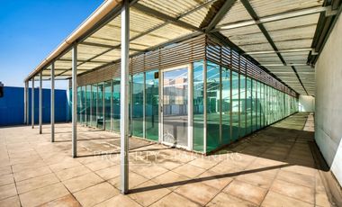 Espectacular Edificio Corporativo (28,1 UF/mt2)