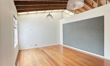 edificio en arriendo en quinta camacho. Cod A204