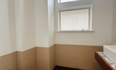 edificio en arriendo en quinta camacho. Cod A204