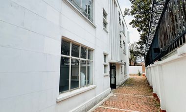 edificio en arriendo en quinta camacho. Cod A204