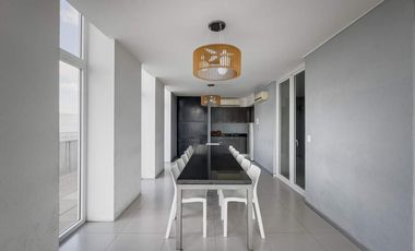 Av. Niceto Vega al 5700, Palermo Hollywood. Alquiler Temporario de 1 gran ambiente con balcon y  Amenities