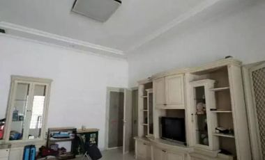 Rumah Mewah Bagus di Perumahan Graha Tirta Bromelia Sidoarjo