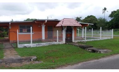 Vendo hermosa casa en Río Hato