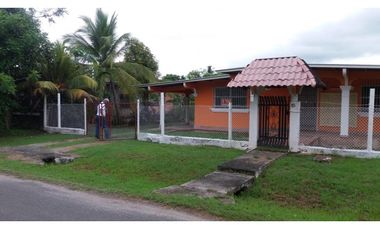Vendo hermosa casa en Río Hato