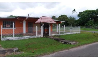 Vendo hermosa casa en Río Hato