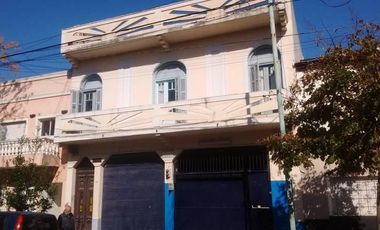 Galpón 1250m2 En 1 Planta Habilitacion Garage Zonif: R2b2 C/vvda 5amb.