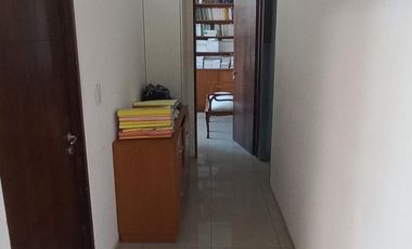 Oficina de 120 metros a media cuadra de Tribunales I (4 privados)