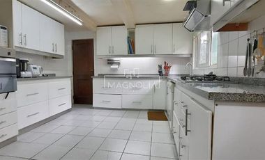 Casa en el arrayan de 1584mts totales 5 dormitorios