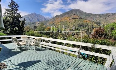 Casa en el arrayan de 1584mts totales 5 dormitorios
