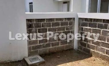 Dijual rumah !! Cluster Green Cove Citra Maja