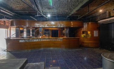 Local Comercial en venta en Vitacura.... con gran potencial!!!