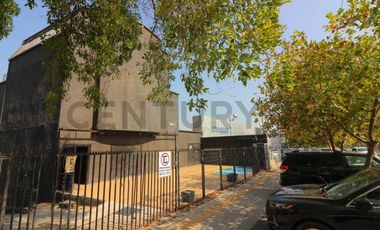 Local Comercial en venta en Vitacura.... con gran potencial!!!