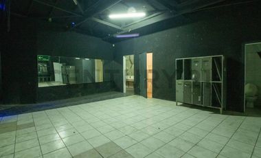 Local Comercial en venta en Vitacura.... con gran potencial!!!