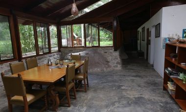 Hermosa casa ecologica al canto del Rio Shilcayo