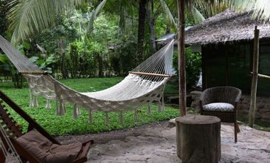 Hermosa casa ecologica al canto del Rio Shilcayo