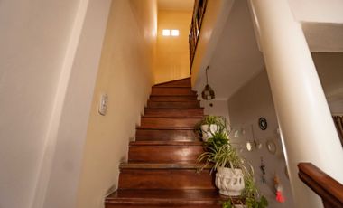 VENTA DUPLEX 4AMB COCHERA Y PATIO. TEMPERLEY