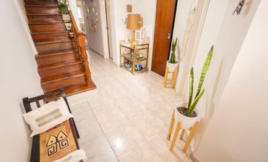 VENTA DUPLEX 4AMB COCHERA Y PATIO. TEMPERLEY