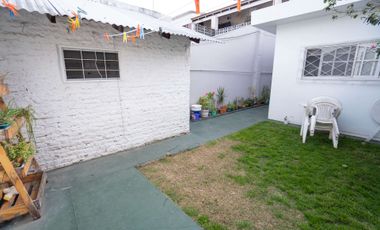 VENTA DUPLEX 4AMB COCHERA Y PATIO. TEMPERLEY