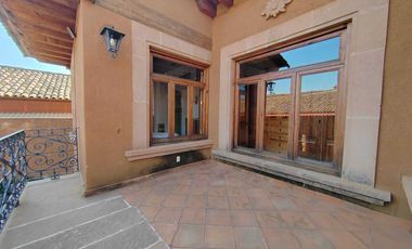 Casa  Amueblada en el centro de Patzcuaro Michoacan, a 1 cuadra Plaza Principal