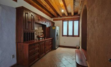 Casa  Amueblada en el centro de Patzcuaro Michoacan, a 1 cuadra Plaza Principal