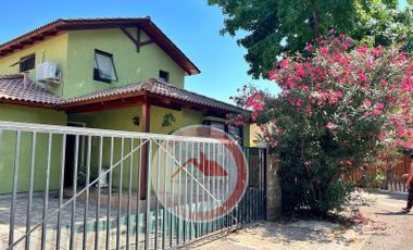 Preciosa Casa En Exclusivo Sector de Pedro Fontova Norte