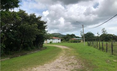 VENDO TERRENO DE 1450 mts2