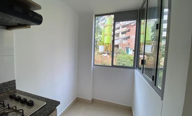 apartamento en arriendo en la cuenca. Cod A512317