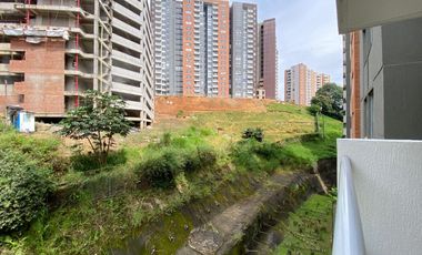 apartamento en arriendo en la cuenca. Cod A512317