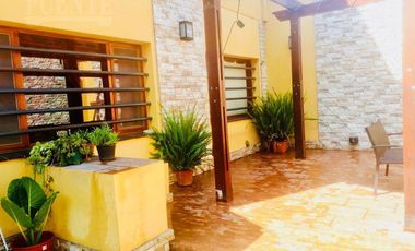 Casa - Monte Grande - En excelente ubicación  - Venta