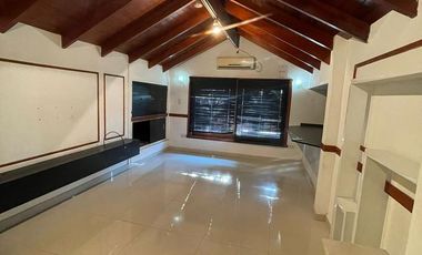 Casa - Monte Grande - En excelente ubicación  - Venta