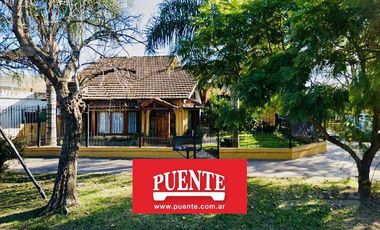 Casa - Monte Grande - En excelente ubicación  - Venta