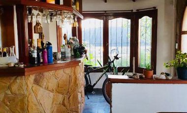 Casa - Monte Grande - En excelente ubicación  - Venta