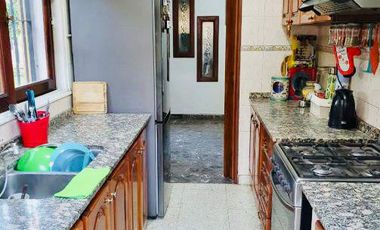 Casa - Monte Grande - En excelente ubicación  - Venta